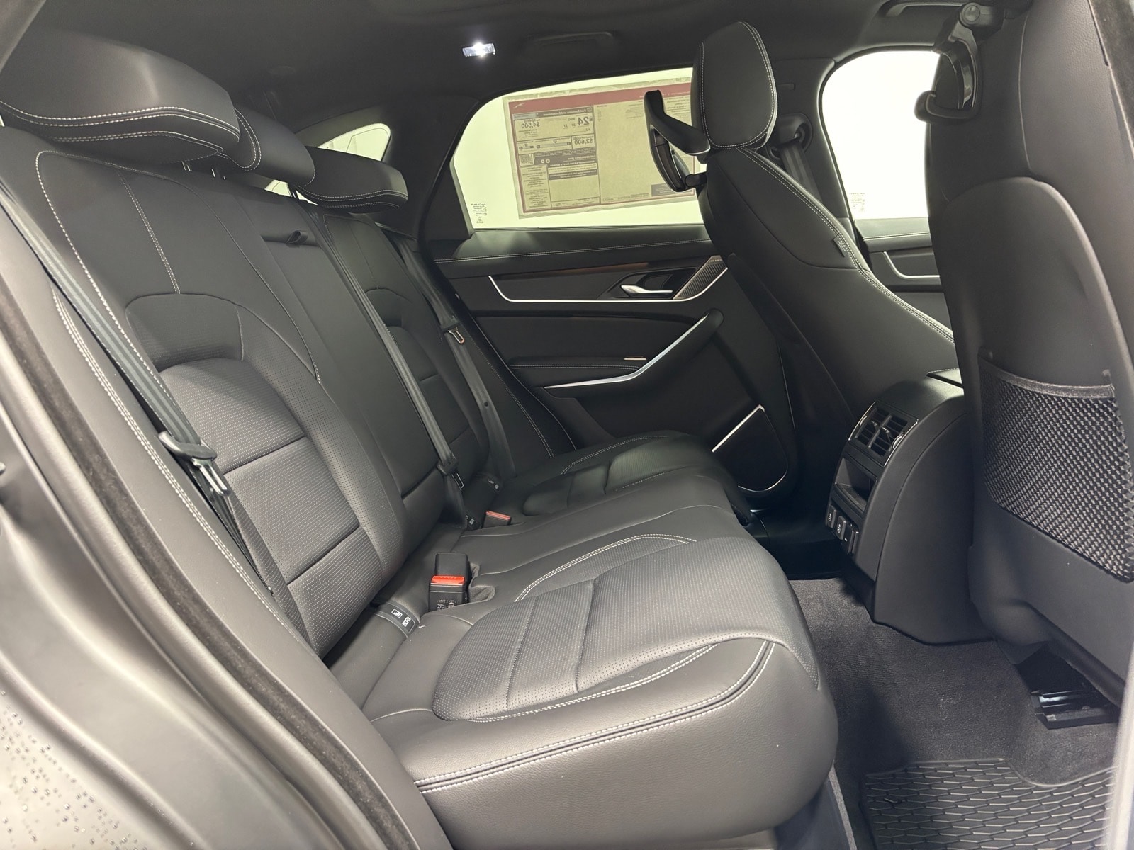2026 Jaguar F-Pace R-Dynamic S - Photo 40