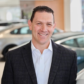 Staff member Jason Kule from ID_42a1df15b266