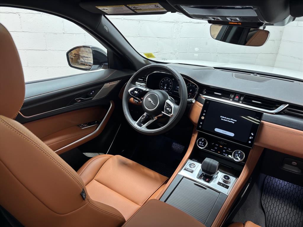 2026 Jaguar F-Pace R-Dynamic S - Photo 33