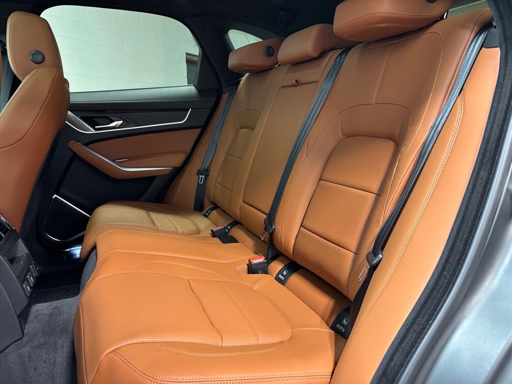 2026 Jaguar F-Pace R-Dynamic S - Photo 27