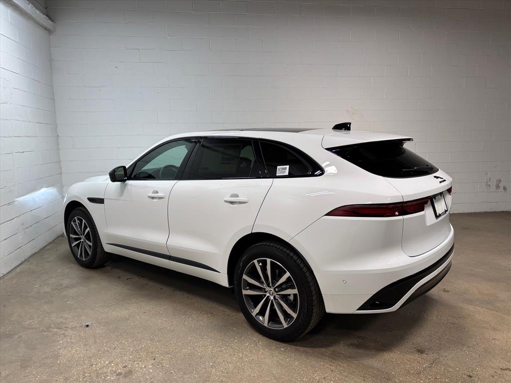 2026 Jaguar F-Pace R-Dynamic S - Photo 10