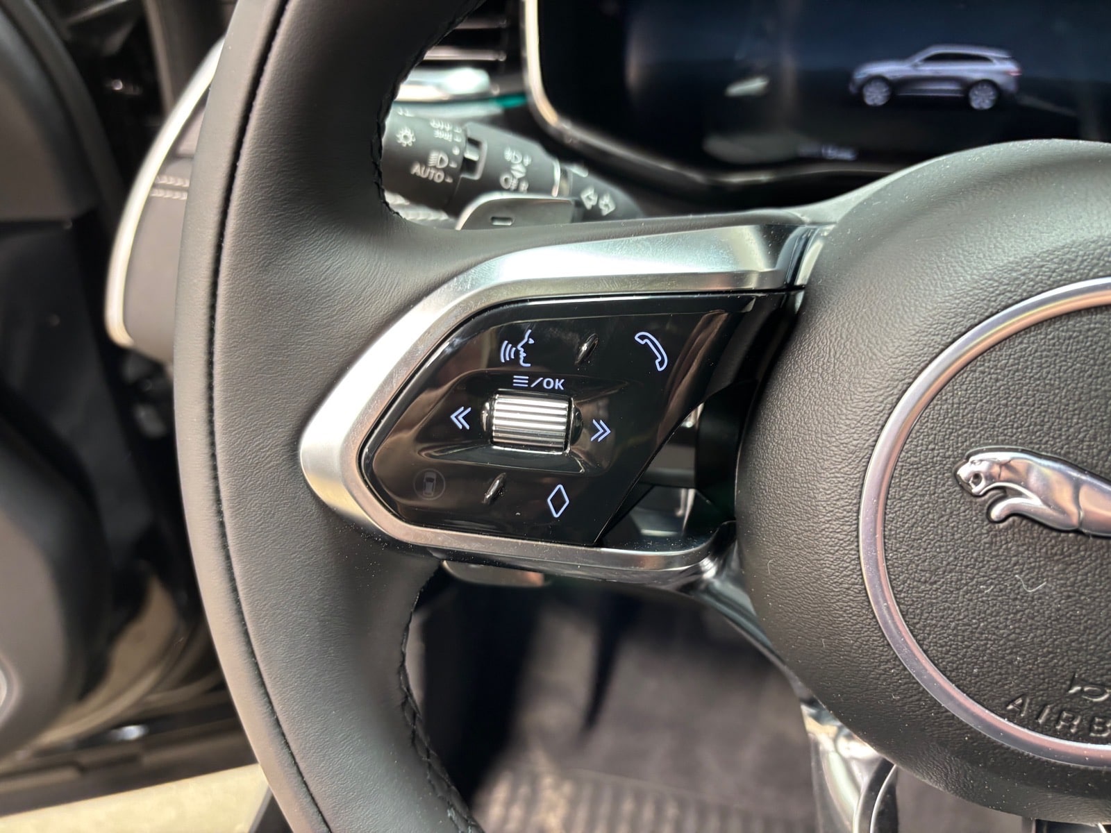 2026 Jaguar F-Pace R-Dynamic S - Photo 20