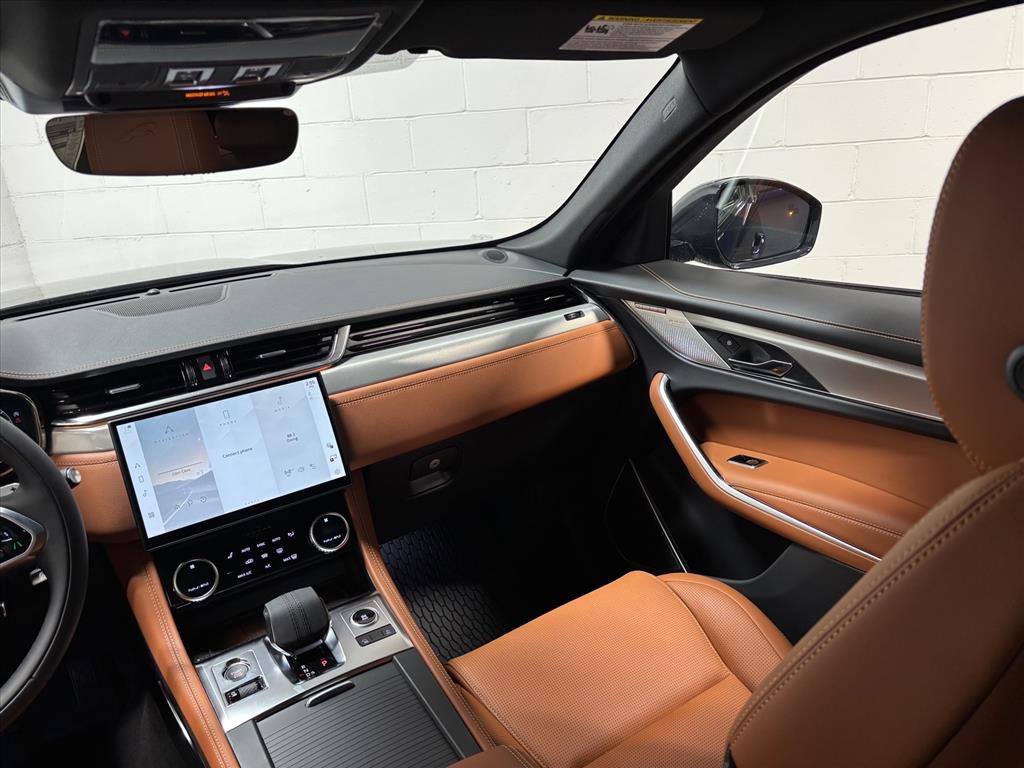 2026 Jaguar F-Pace R-Dynamic S - Photo 37