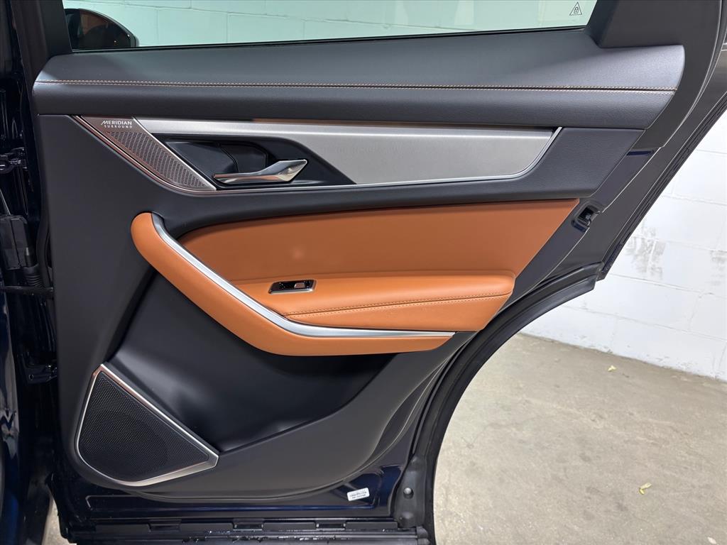 2026 Jaguar F-Pace R-Dynamic S - Photo 41