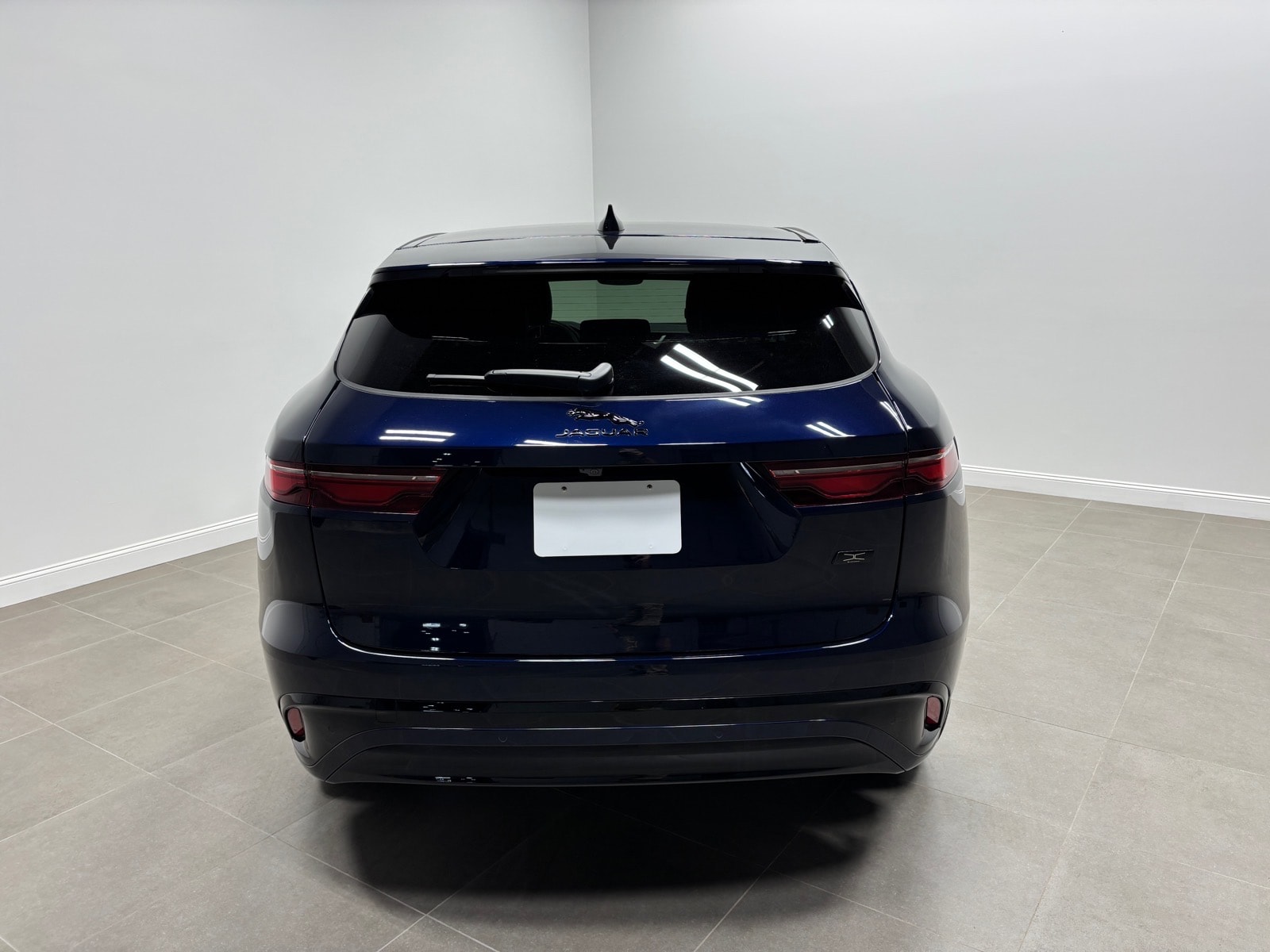 2026 Jaguar F-Pace R-Dynamic S - Photo 8