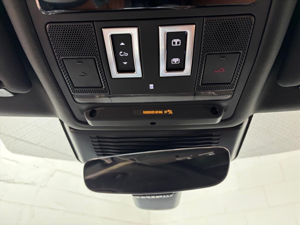 2026 Jaguar F-Pace R-Dynamic S - Photo 12