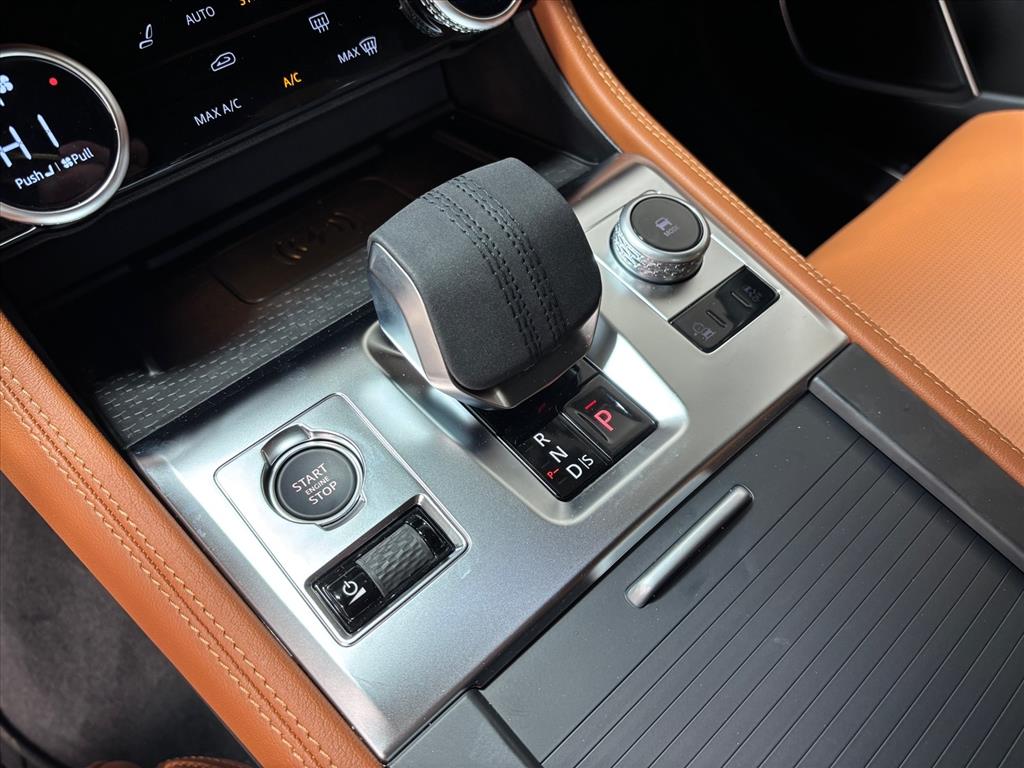 2026 Jaguar F-Pace R-Dynamic S - Photo 14