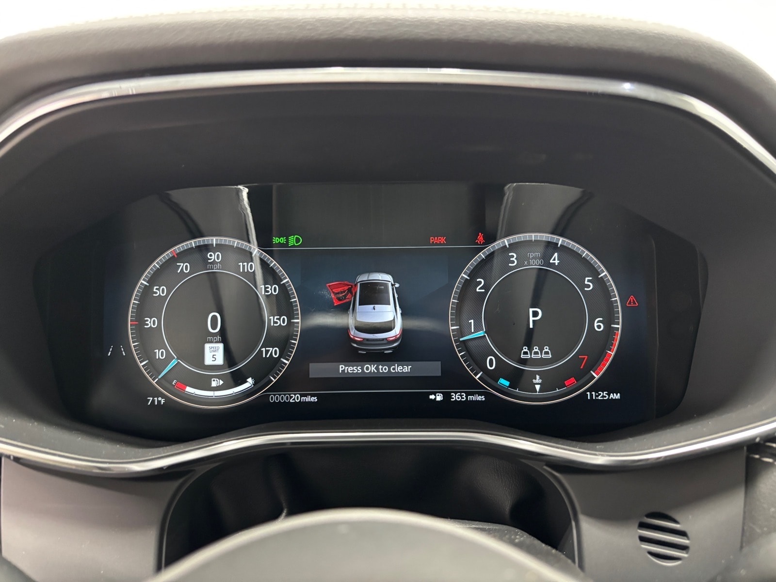 2026 Jaguar F-Pace R-Dynamic S - Photo 18