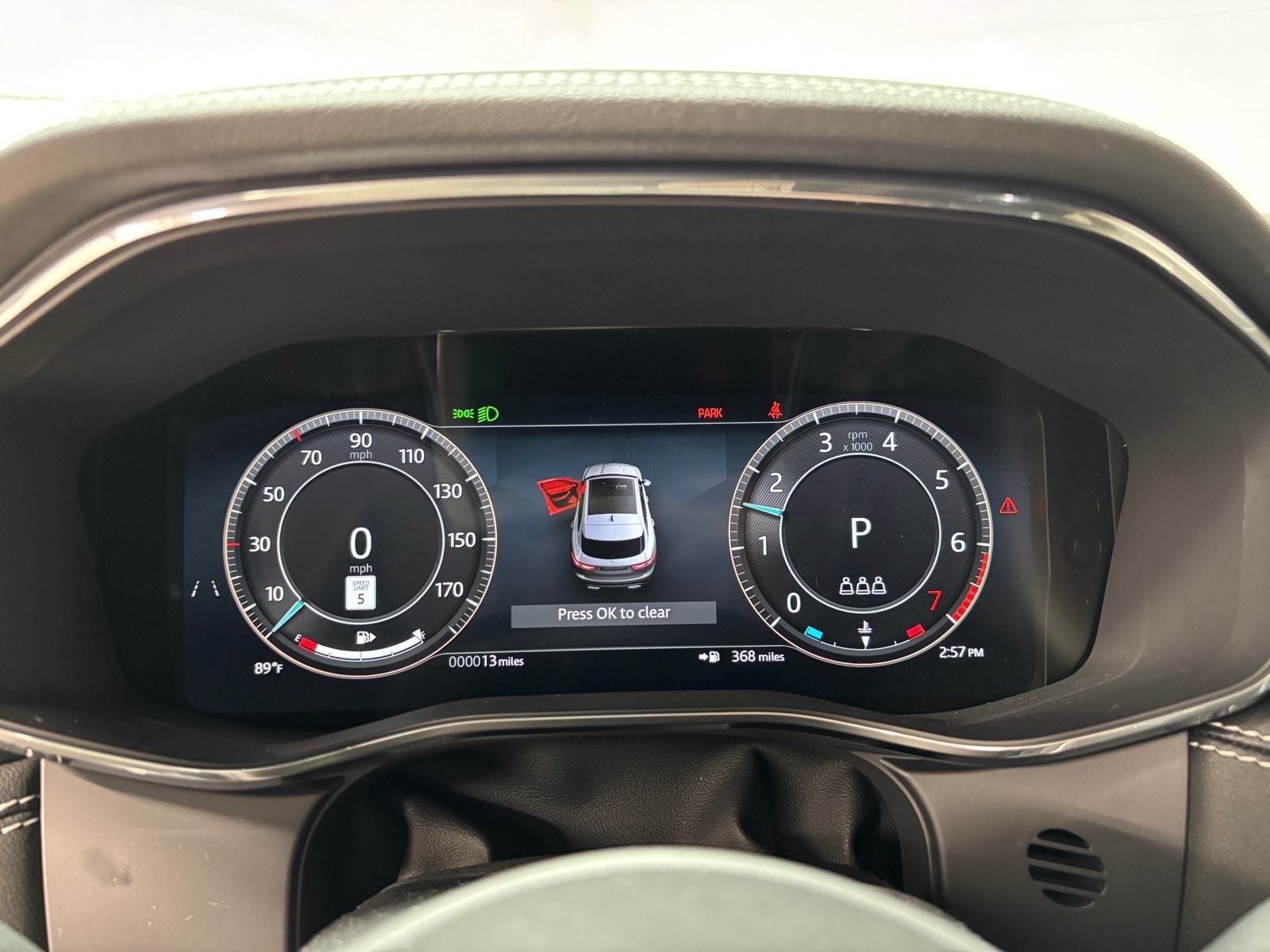 2026 Jaguar F-Pace R-Dynamic S - Photo 17