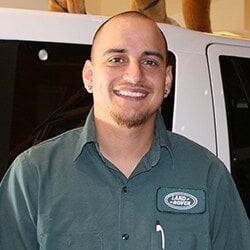 Staff member Roberto Barrera from ID_70edd4f8e70d