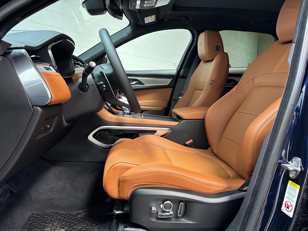 2026 Jaguar F-Pace R-Dynamic S - Photo 24