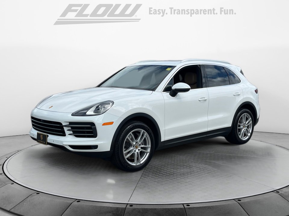 2021 Porsche Cayenne photo 3