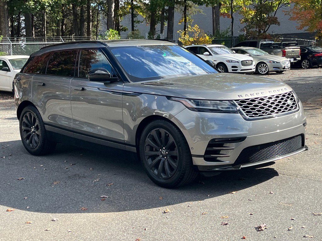2018 Land Rover Range Rover Velar SE photo 3