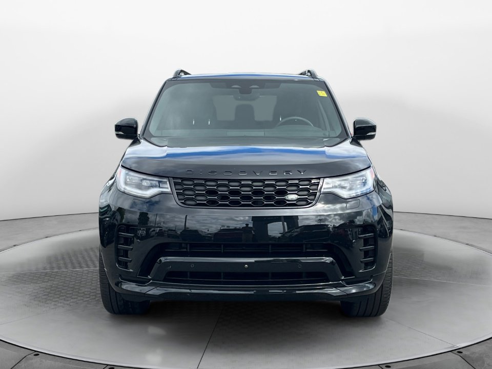 2024 Land Rover Discovery P360 Dynamic SE photo 2