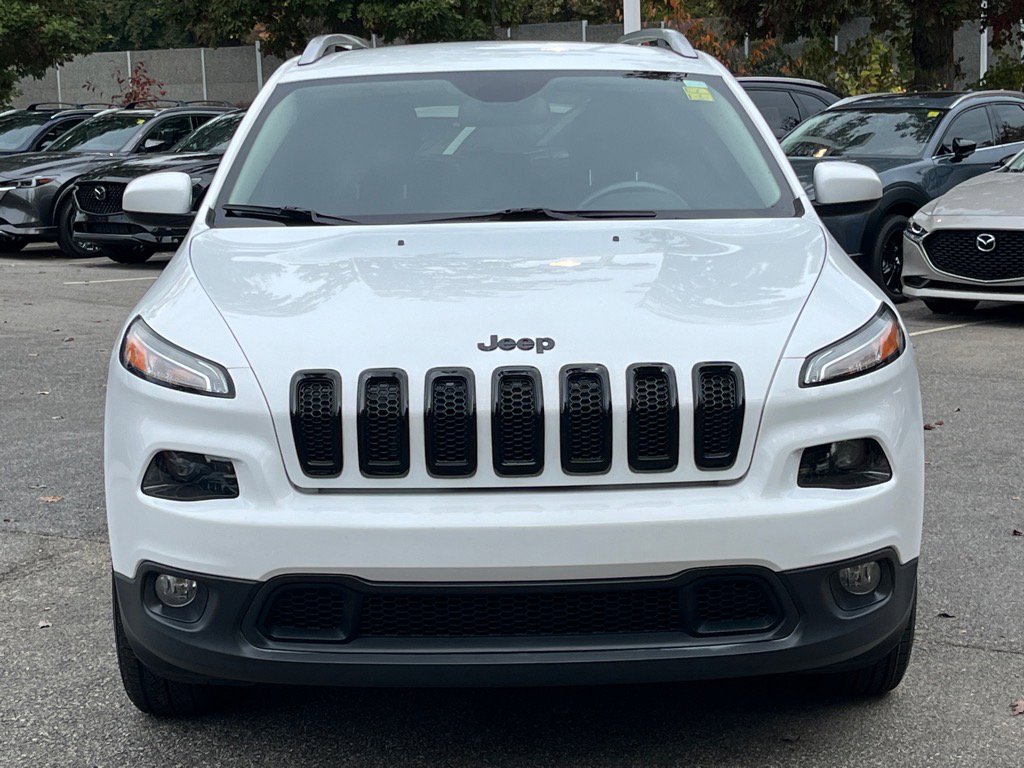 2017 Jeep Cherokee Latitude photo 2