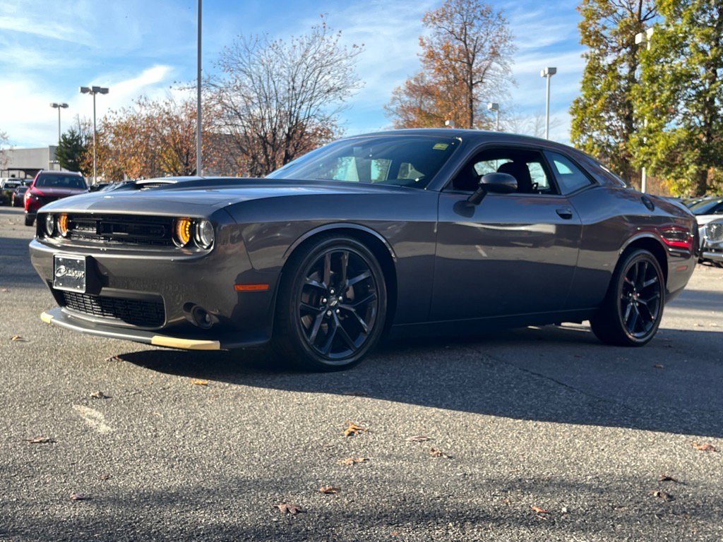 2021 Dodge Challenger GT photo 3