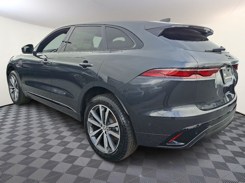 New 2026 Jaguar F-PACE P250 R-Dynamic S SUV