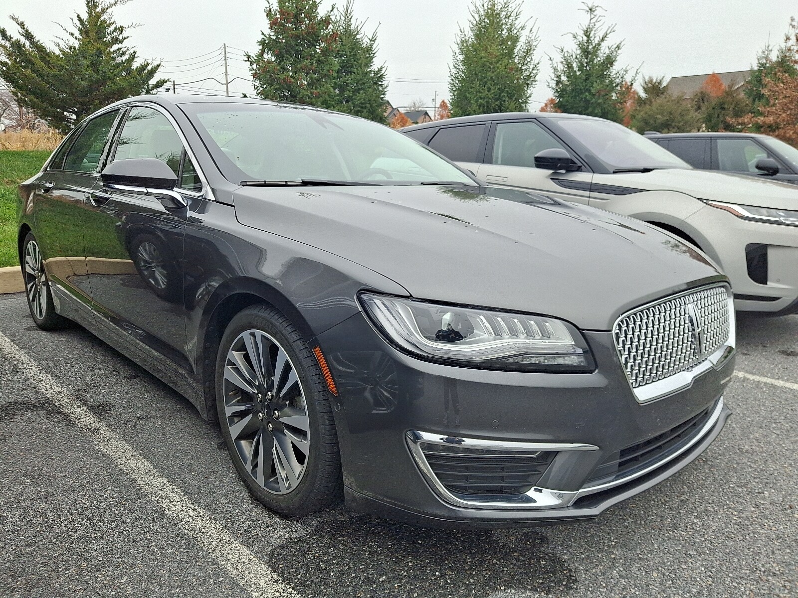 2020 Lincoln MKZ Reserve photo 3