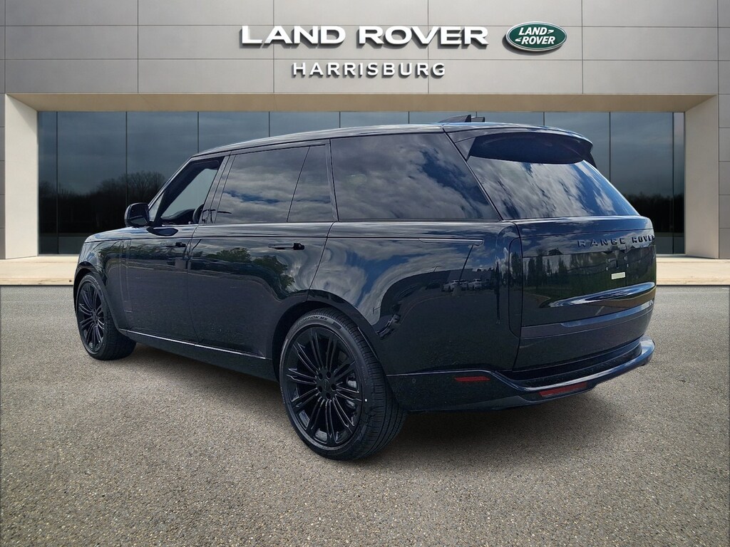 Used 2026 Land Rover Range Rover P400 SE 7 Seat Sport Utility