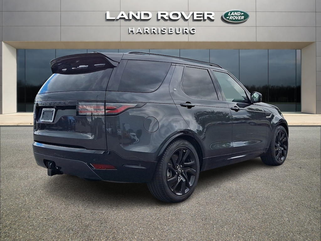 Certified 2025 Land Rover Discovery P300 Dynamic SE Sport Utility