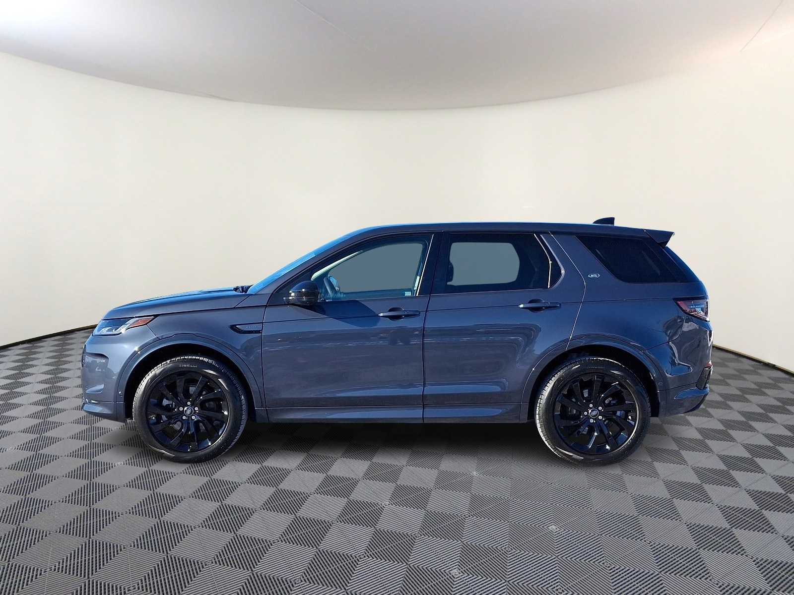 Used 2025 Land Rover Discovery Sport S with VIN SALCJ2FX5SH353132 for sale in Carlisle, PA