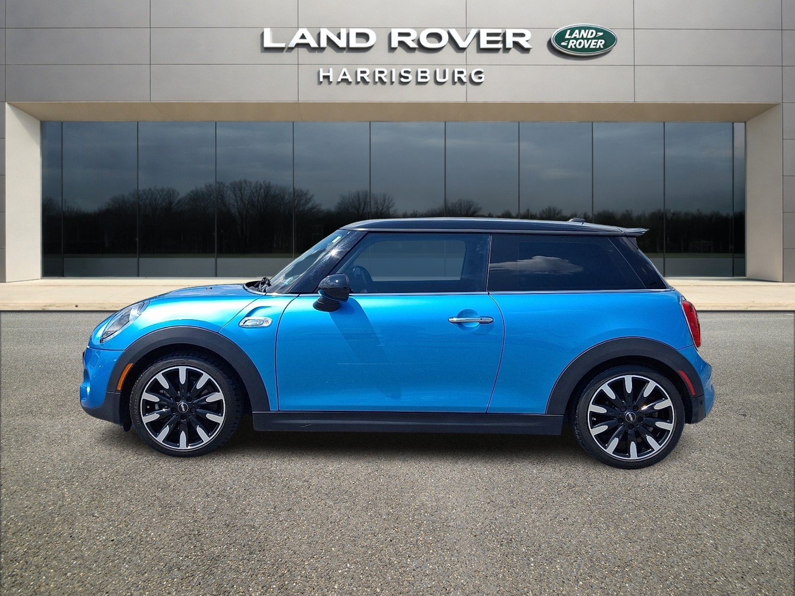 Used 2019 MINI Hardtop 2 Door S with VIN WMWXP7C53K2A52028 for sale in Carlisle, PA