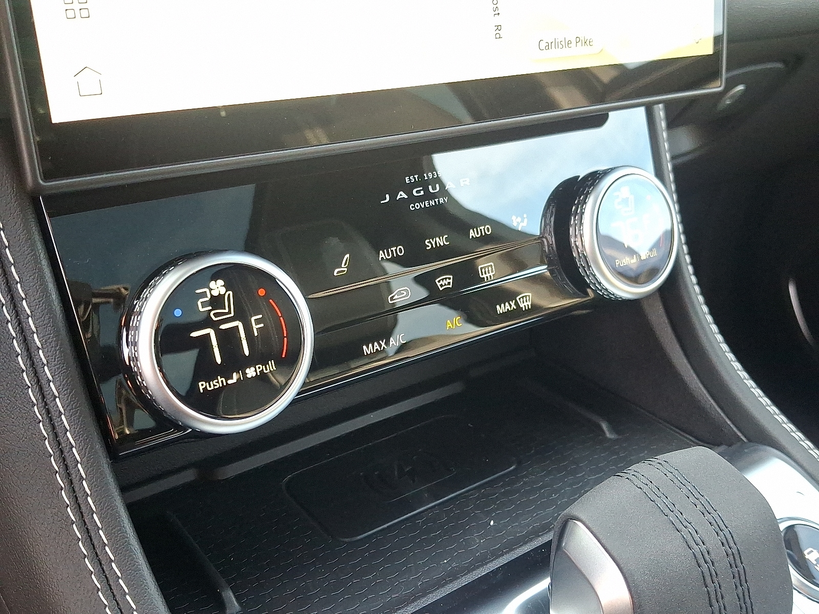 2026 Jaguar F-Pace R-Dynamic S - Photo 14