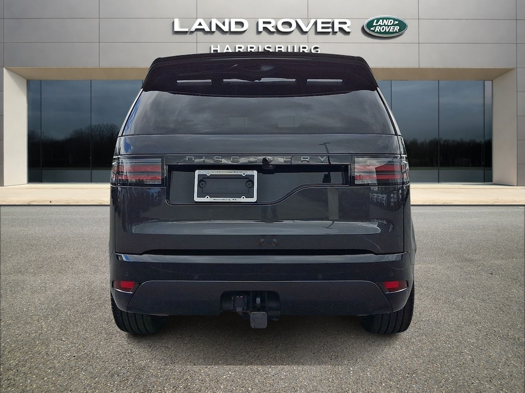 Certified 2025 Land Rover Discovery P300 Dynamic SE Sport Utility