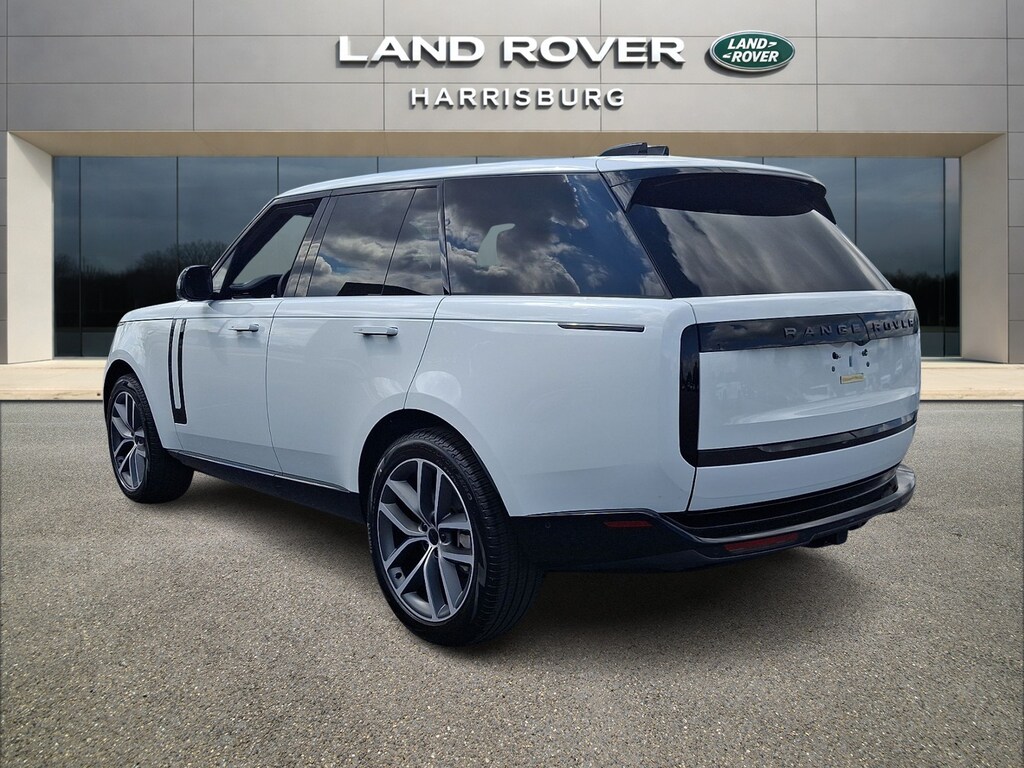 Used 2026 Land Rover Range Rover P400 SE Sport Utility
