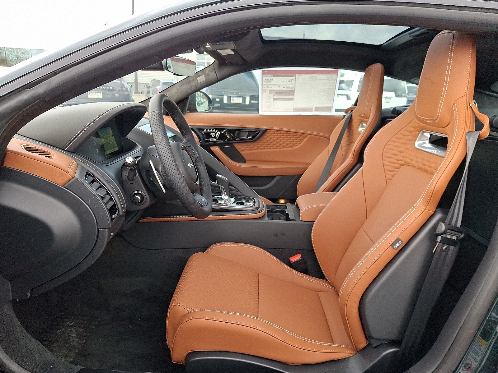 2024 Jaguar F-Type R75 - Photo 9