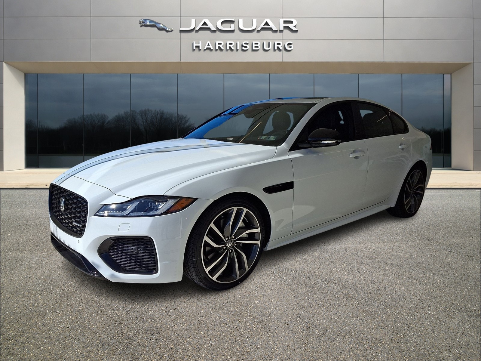 2024 Jaguar XF R-Dynamic SE