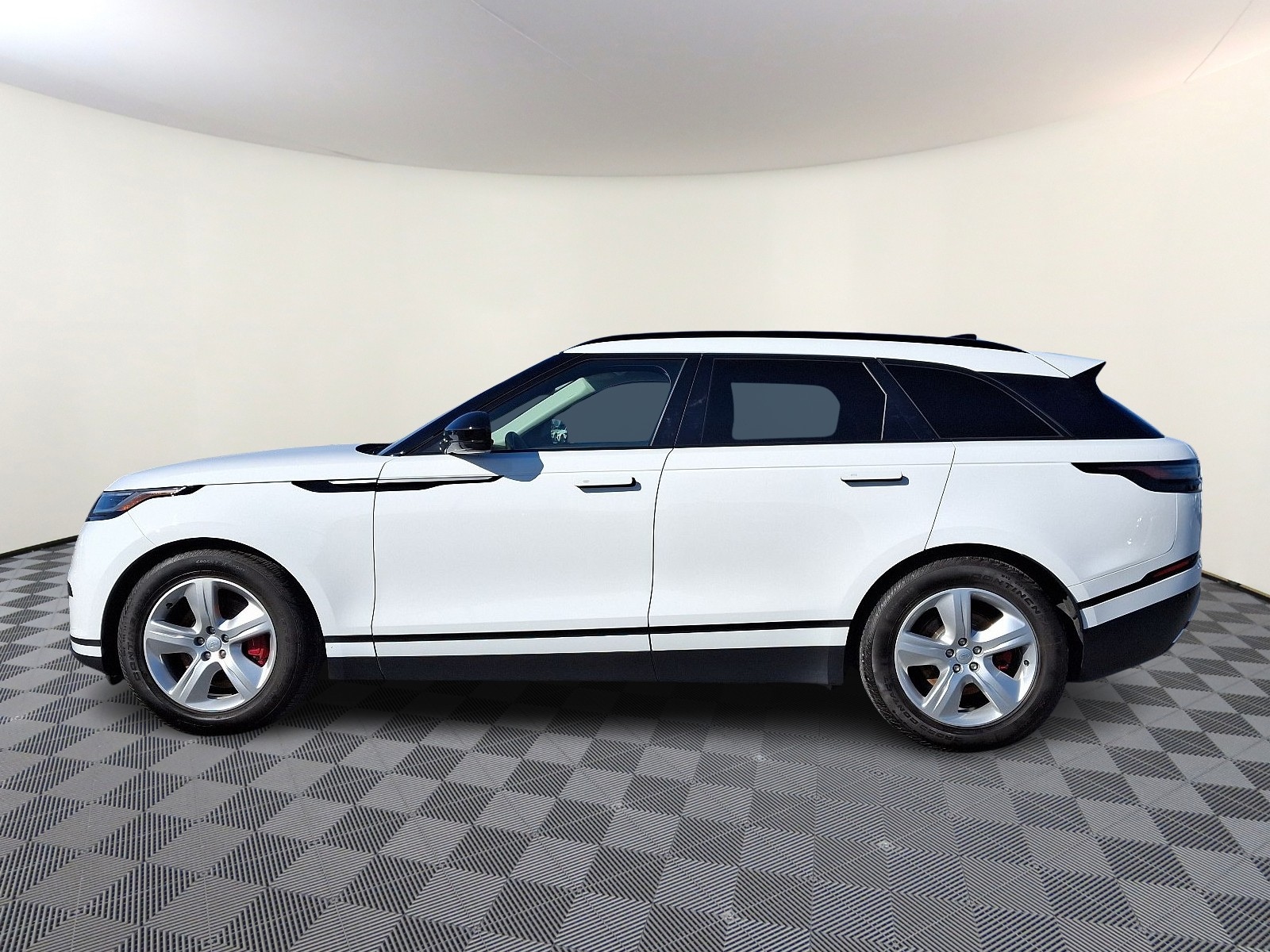 Used 2025 Land Rover Range Rover Velar S with VIN SALYJ2EX3SA392222 for sale in Carlisle, PA