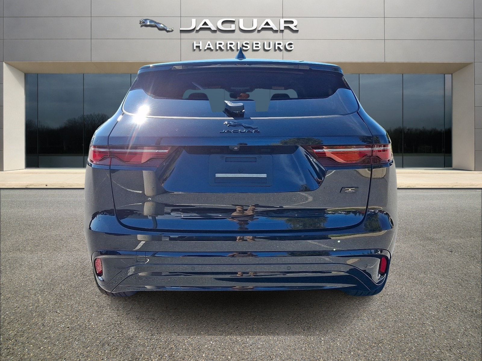 2026 Jaguar F-Pace R-Dynamic S - Photo 3