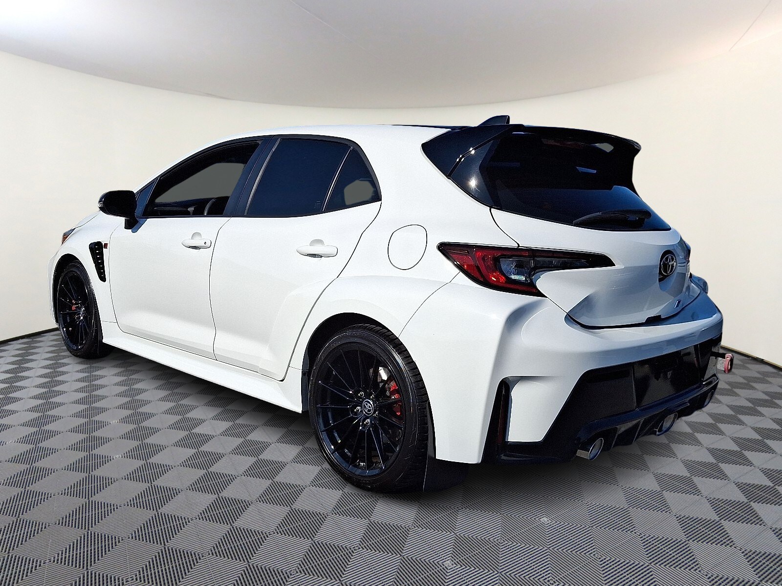 2023 Toyota Corolla GR Circuit Edition photo 2