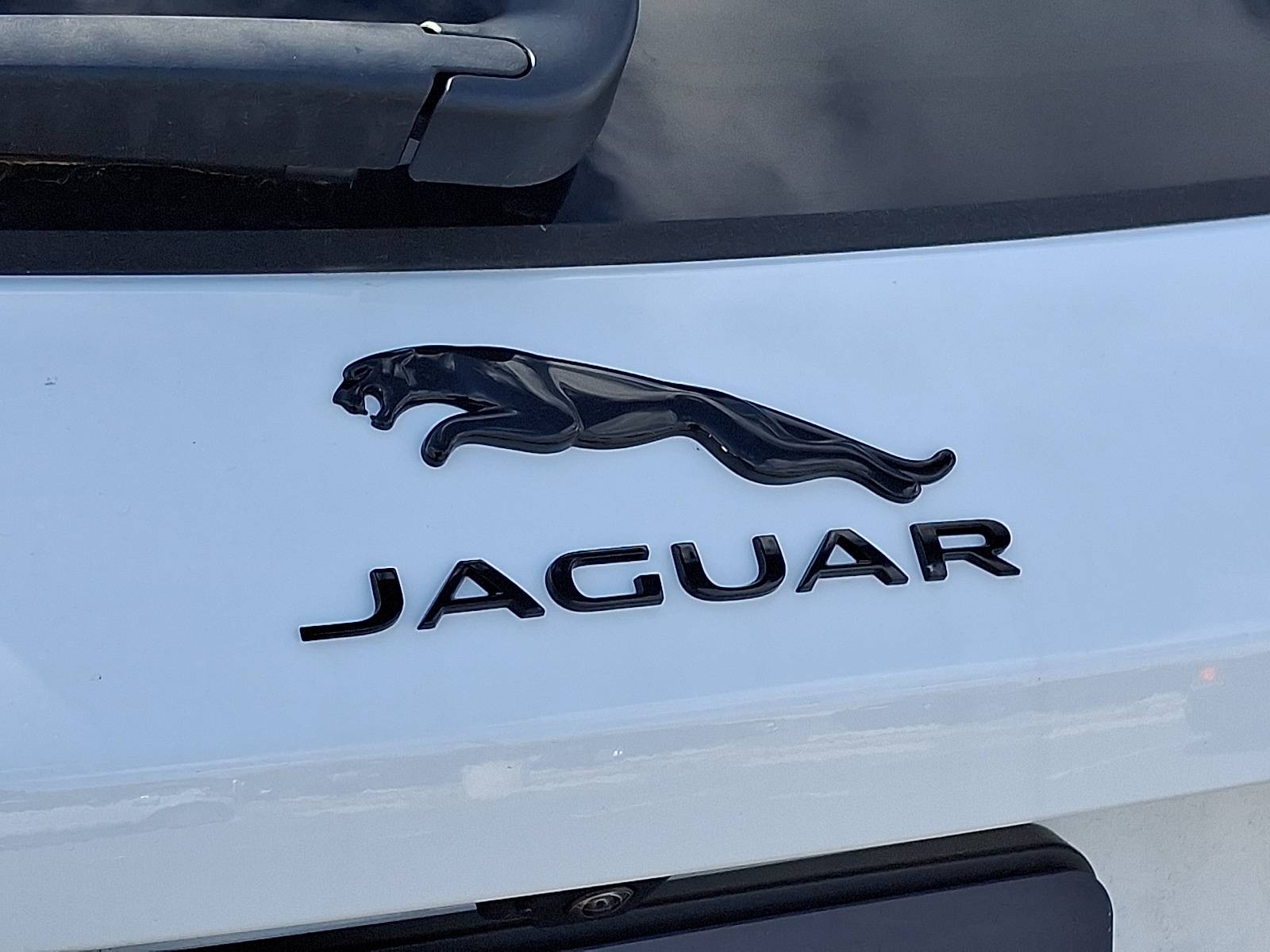 2026 Jaguar F-Pace R-Dynamic S - Photo 23