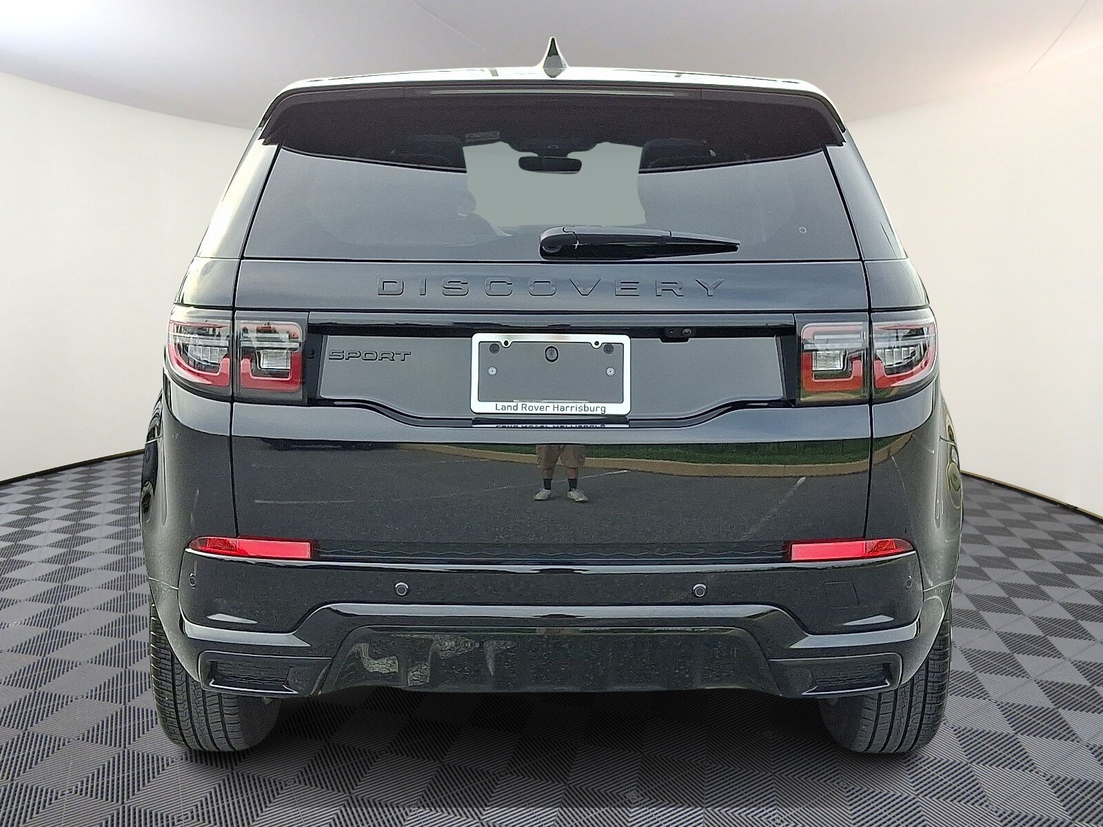 2025 Land Rover Discovery Sport Dynamic SE photo 4