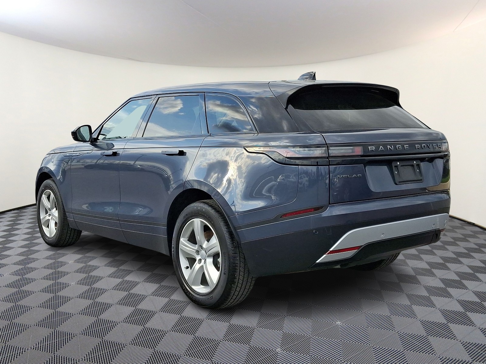 Used 2025 Land Rover Range Rover Velar S with VIN SALYJ2EX3SA392852 for sale in Carlisle, PA