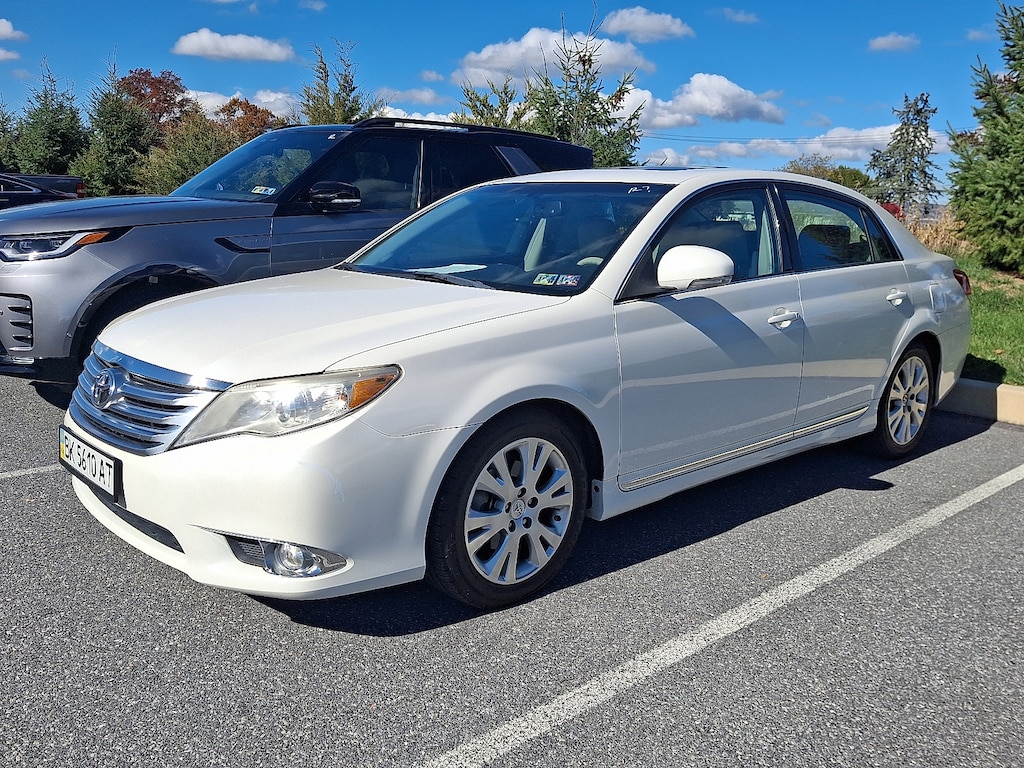 Used 2011 Toyota Avalon Limited Sedan