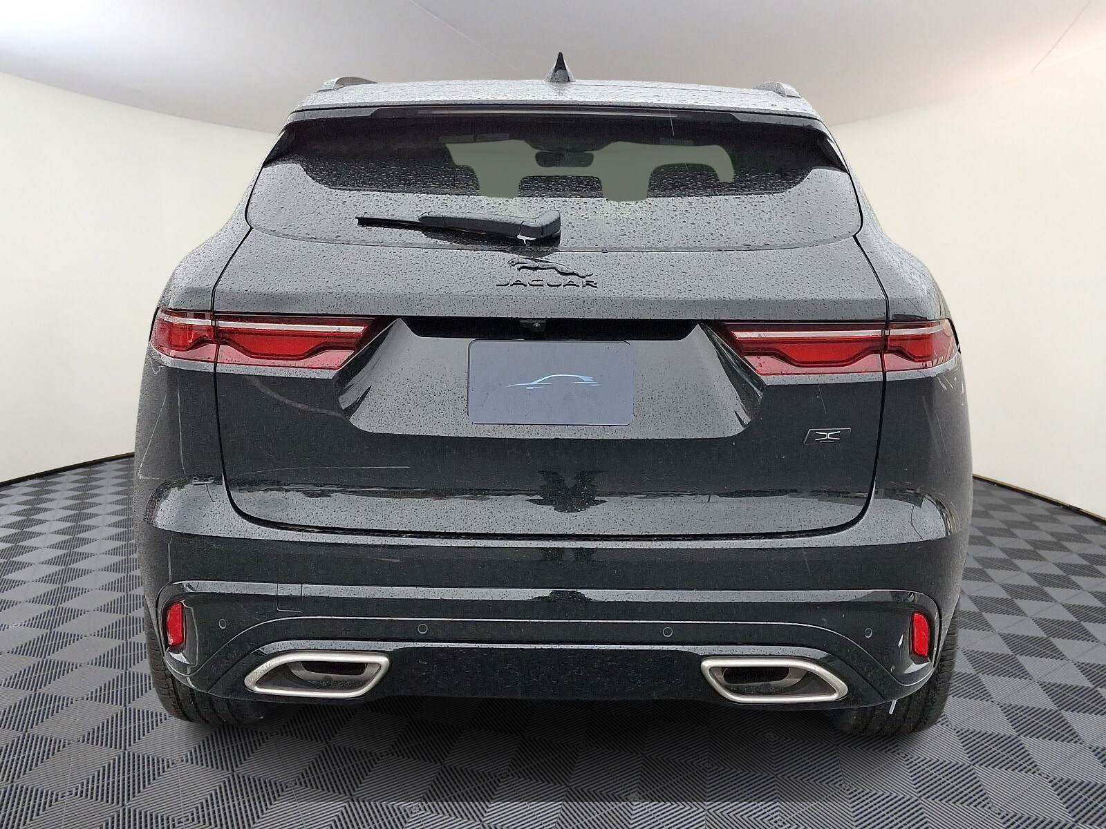 2026 Jaguar F-PACE P400 R-Dynamic S photo 3