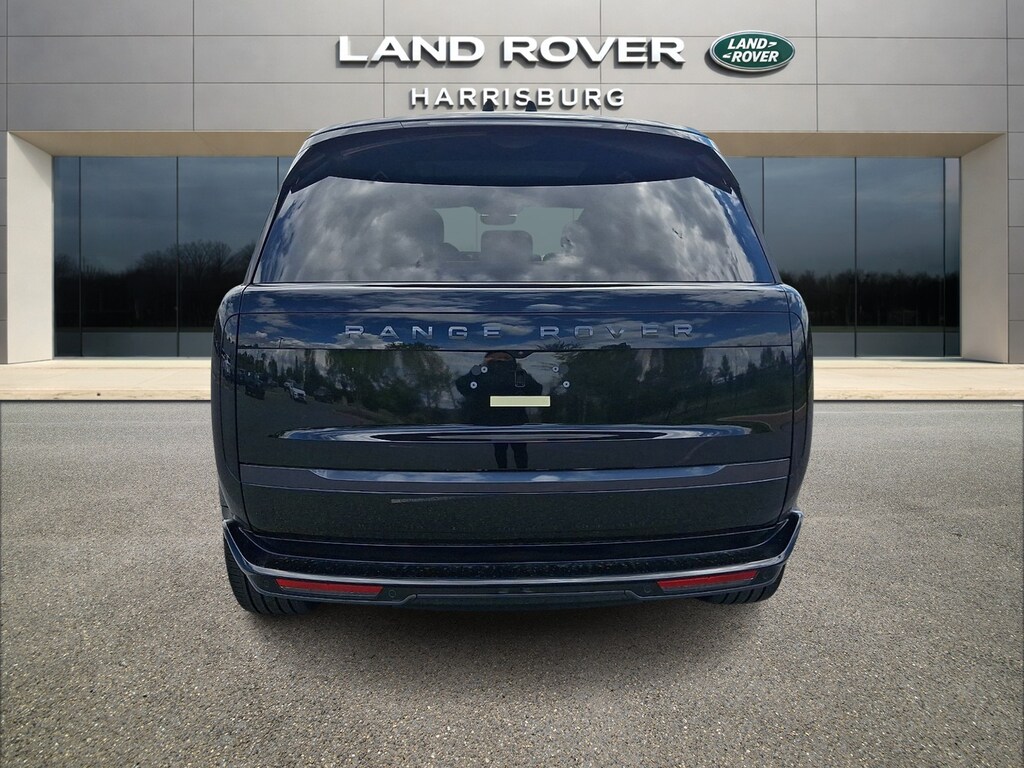 Used 2026 Land Rover Range Rover P400 SE 7 Seat Sport Utility