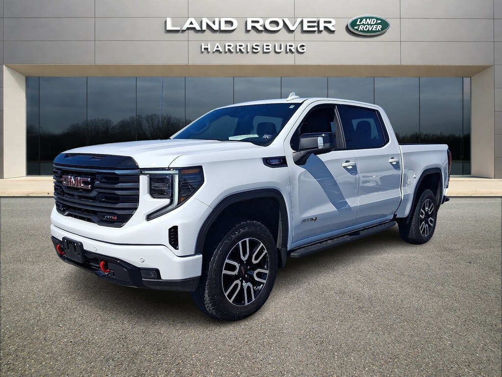 Used 2025 GMC Sierra 1500 4WD Crew Cab Short Box AT4 Crew Cab