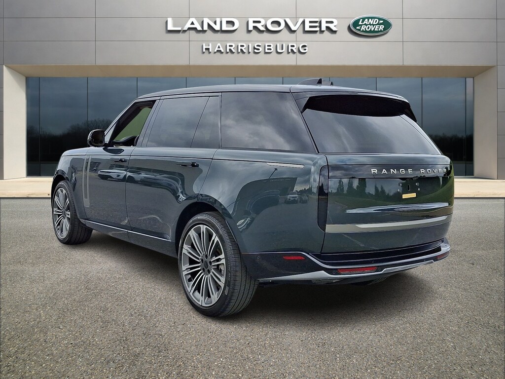 Used 2026 Land Rover Range Rover P400 SE 7 Seat Sport Utility