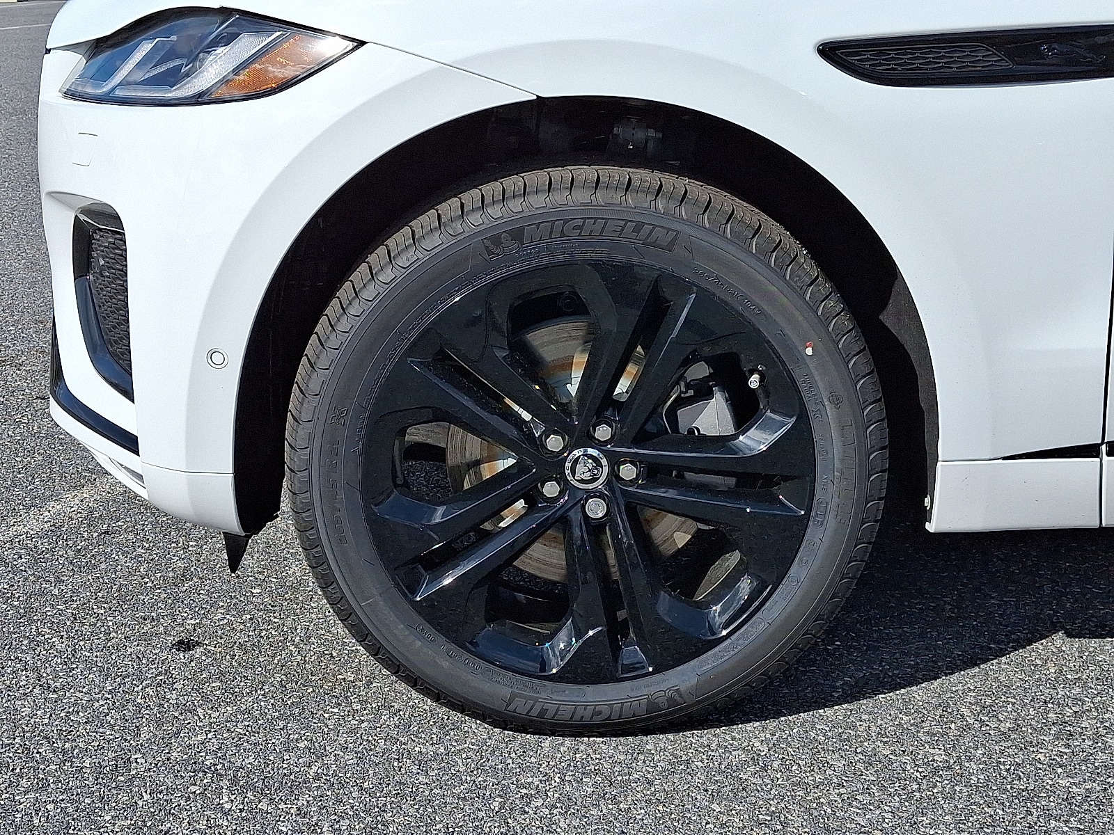 2026 Jaguar F-Pace R-Dynamic S - Photo 7