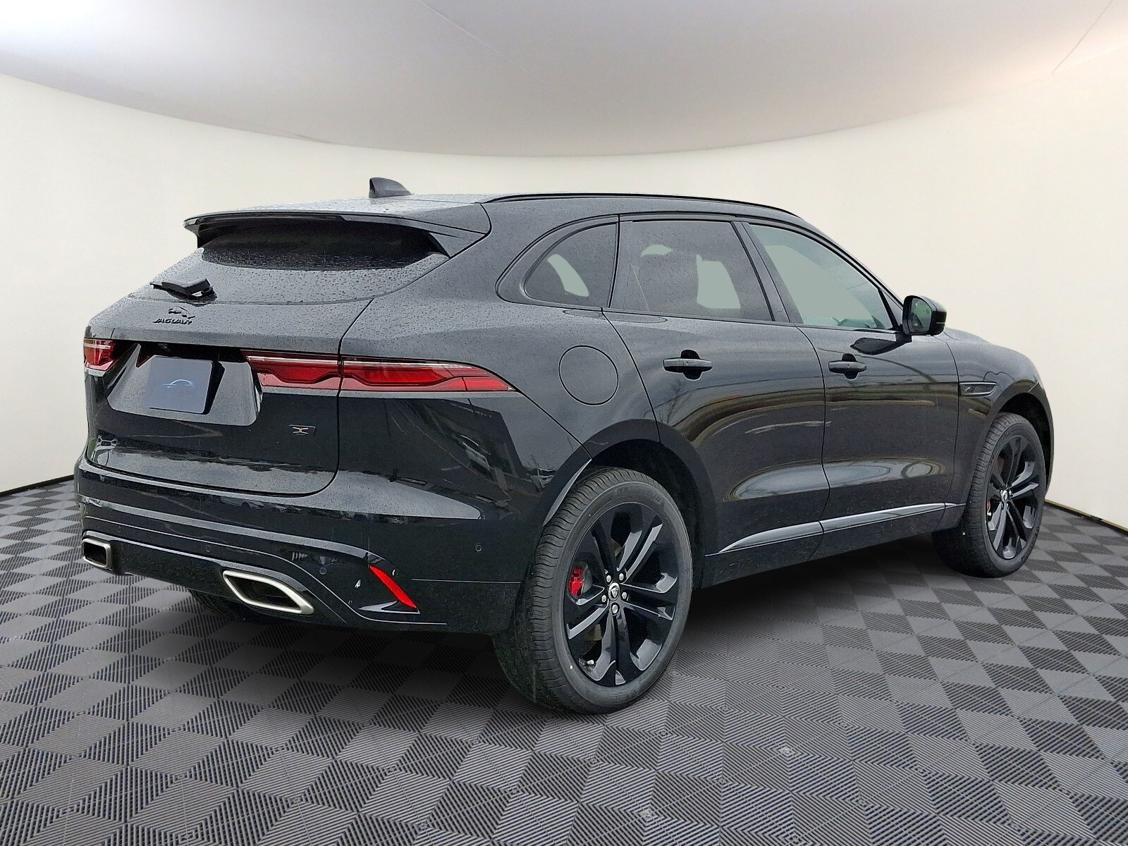 2026 Jaguar F-PACE P400 R-Dynamic S photo 4