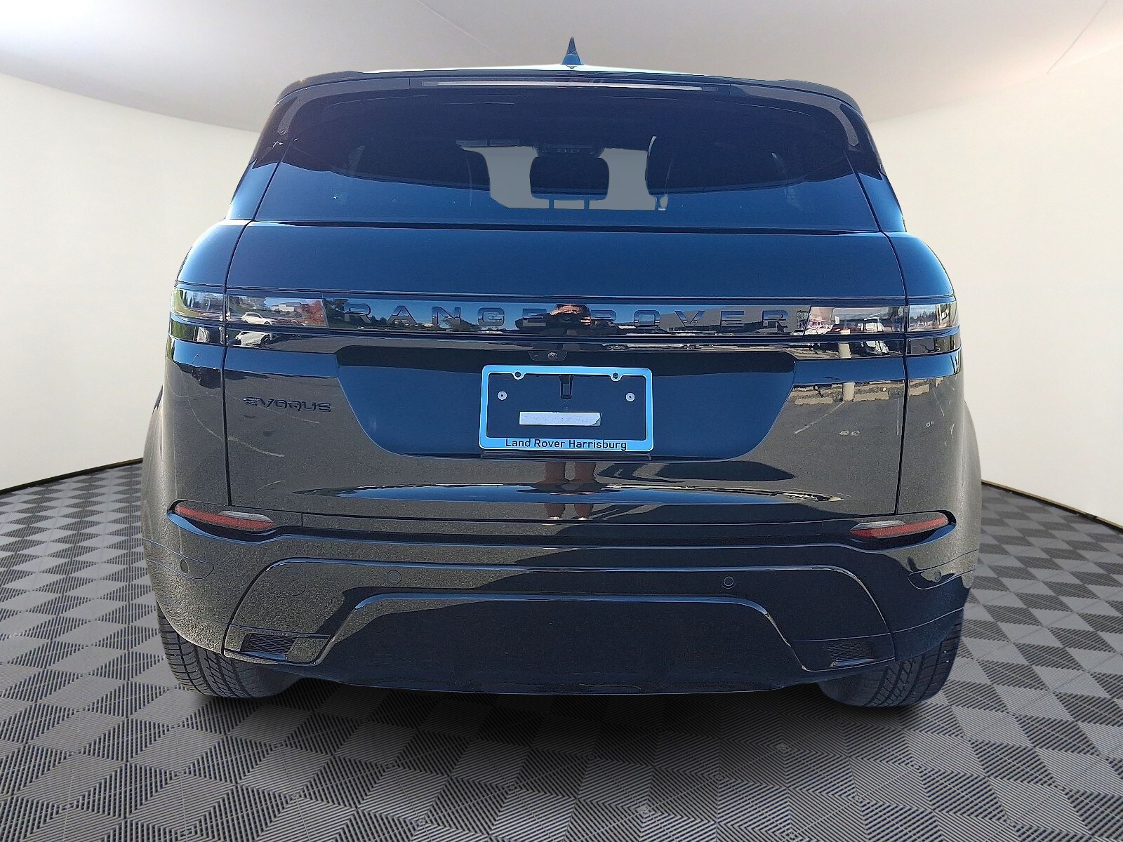 2025 Land Rover Range Rover Evoque Dynamic SE photo 3