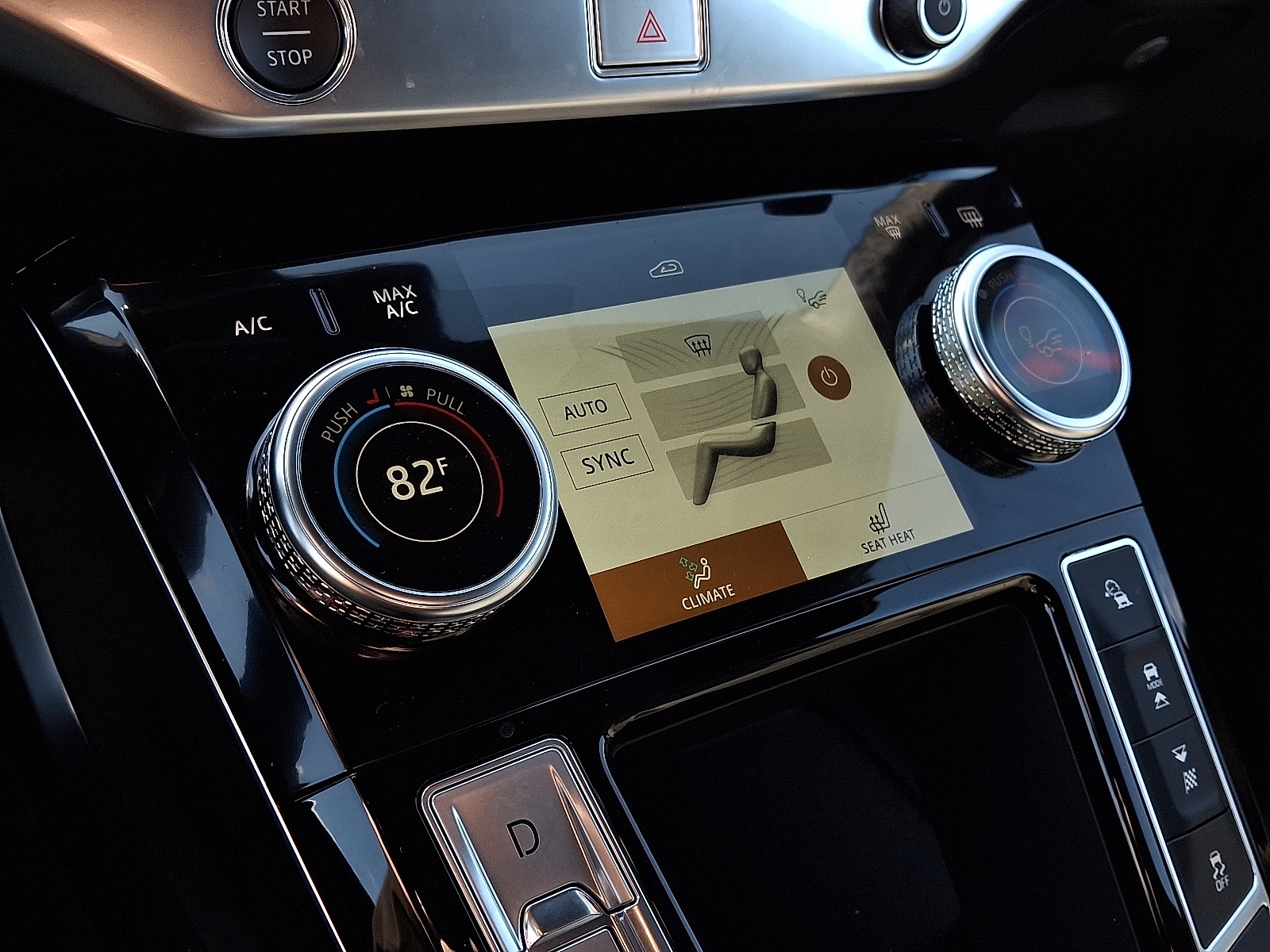 2024 Jaguar I-PACE R-Dynamic HSE - Photo 14
