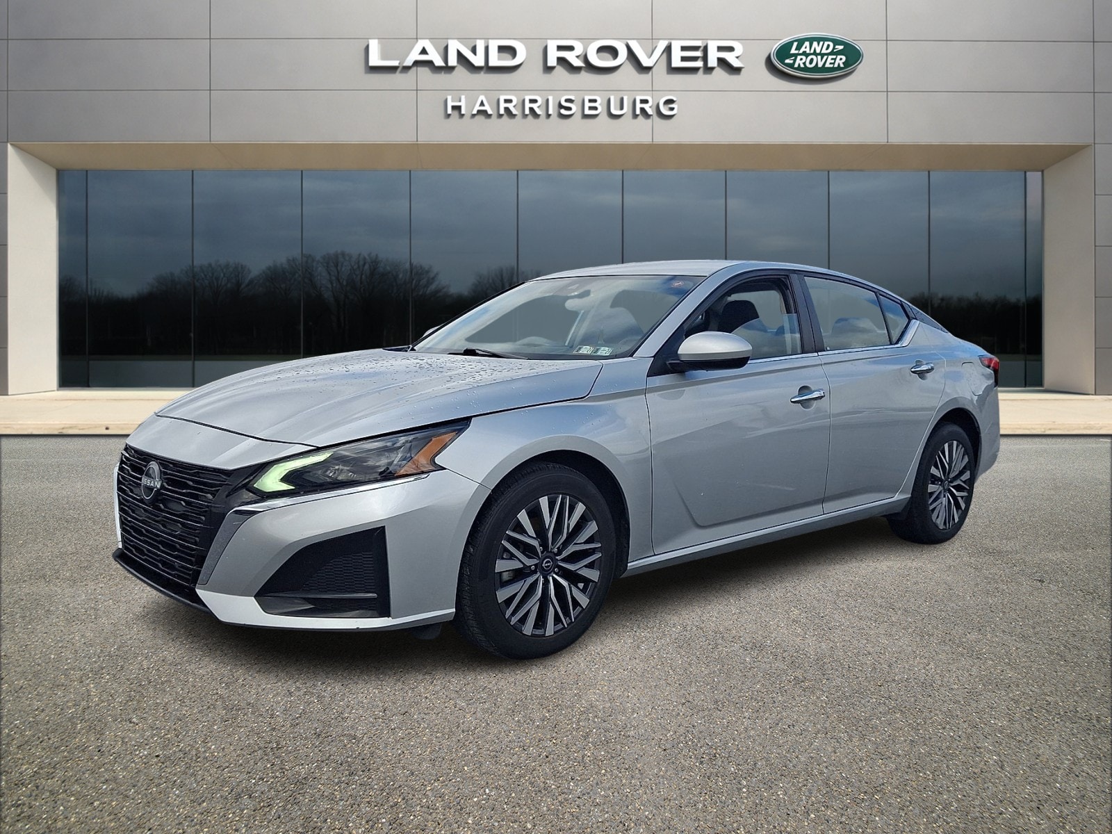 2023 Nissan Altima SV