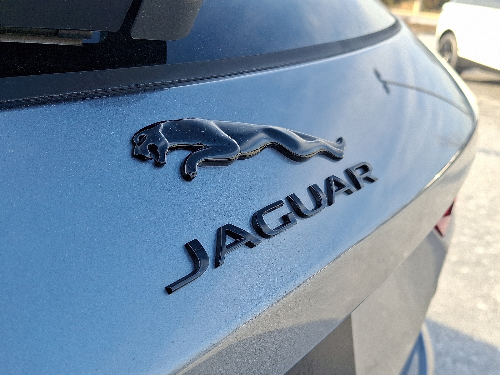 2026 Jaguar F-Pace R-Dynamic S - Photo 23
