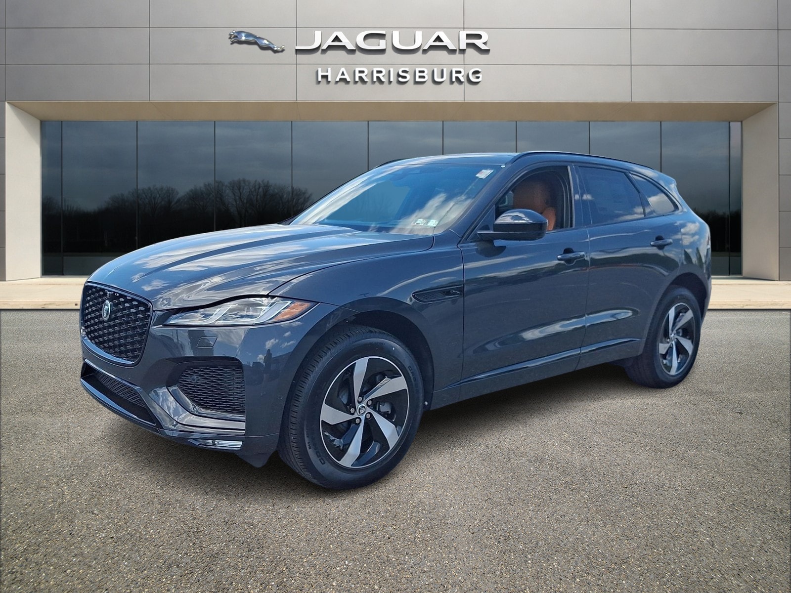2026 Jaguar F-PACE P400 R-Dynamic S's photo