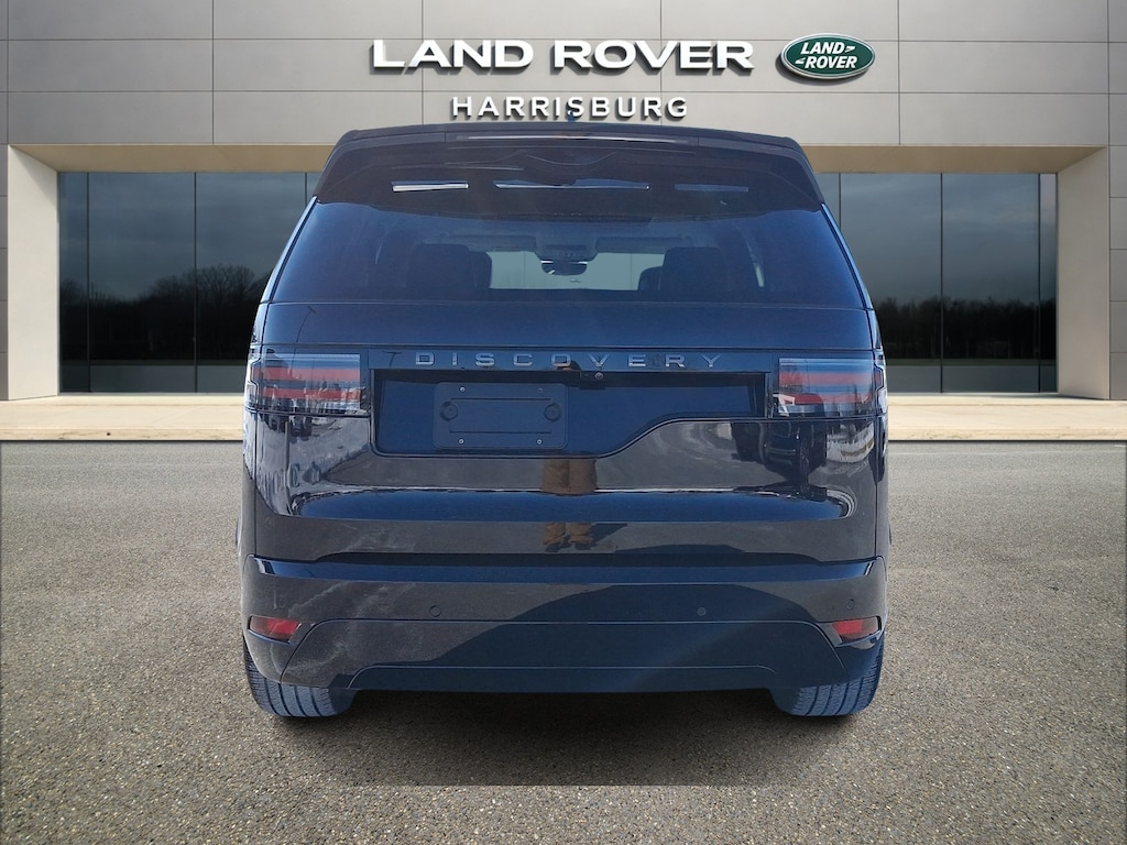 Certified 2025 Land Rover Discovery P360 Dynamic SE Sport Utility